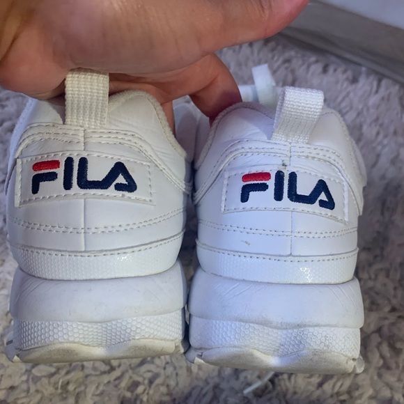 White women’s FILA shoes (USED) size 7 - Picture 5 of 7
